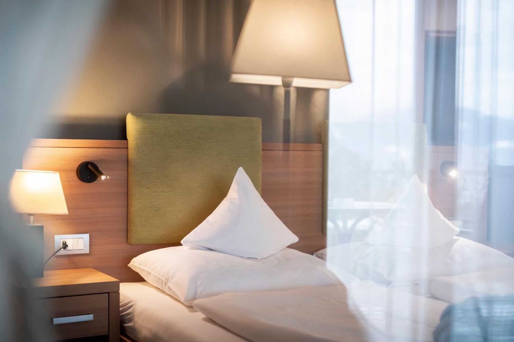 Hotel Belvedere - Fine Dining, Hideaway & Spa San Genesio Atesino Camera foto