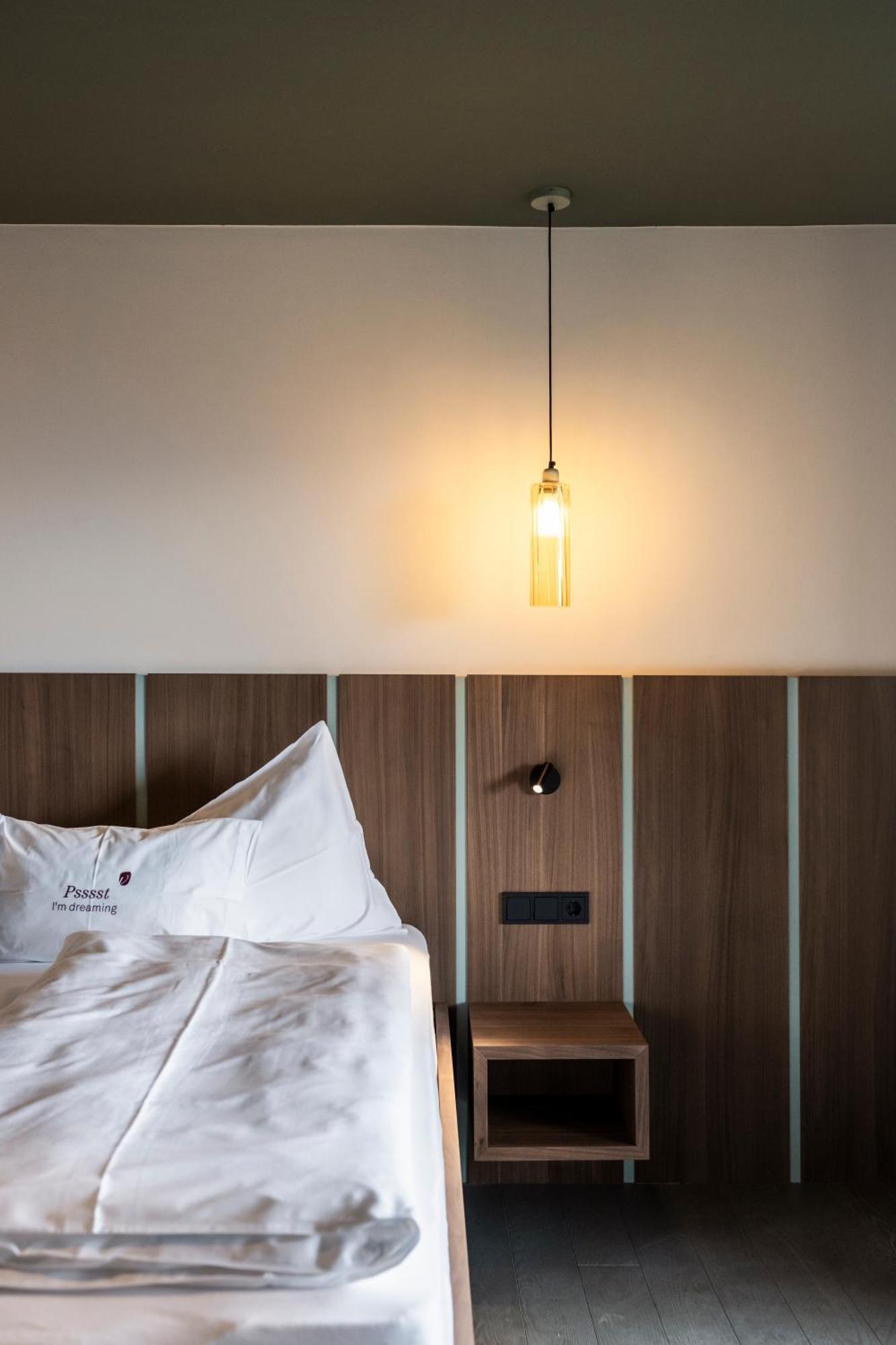 Hotel Belvedere - Fine Dining, Hideaway & Spa San Genesio Atesino Esterno foto