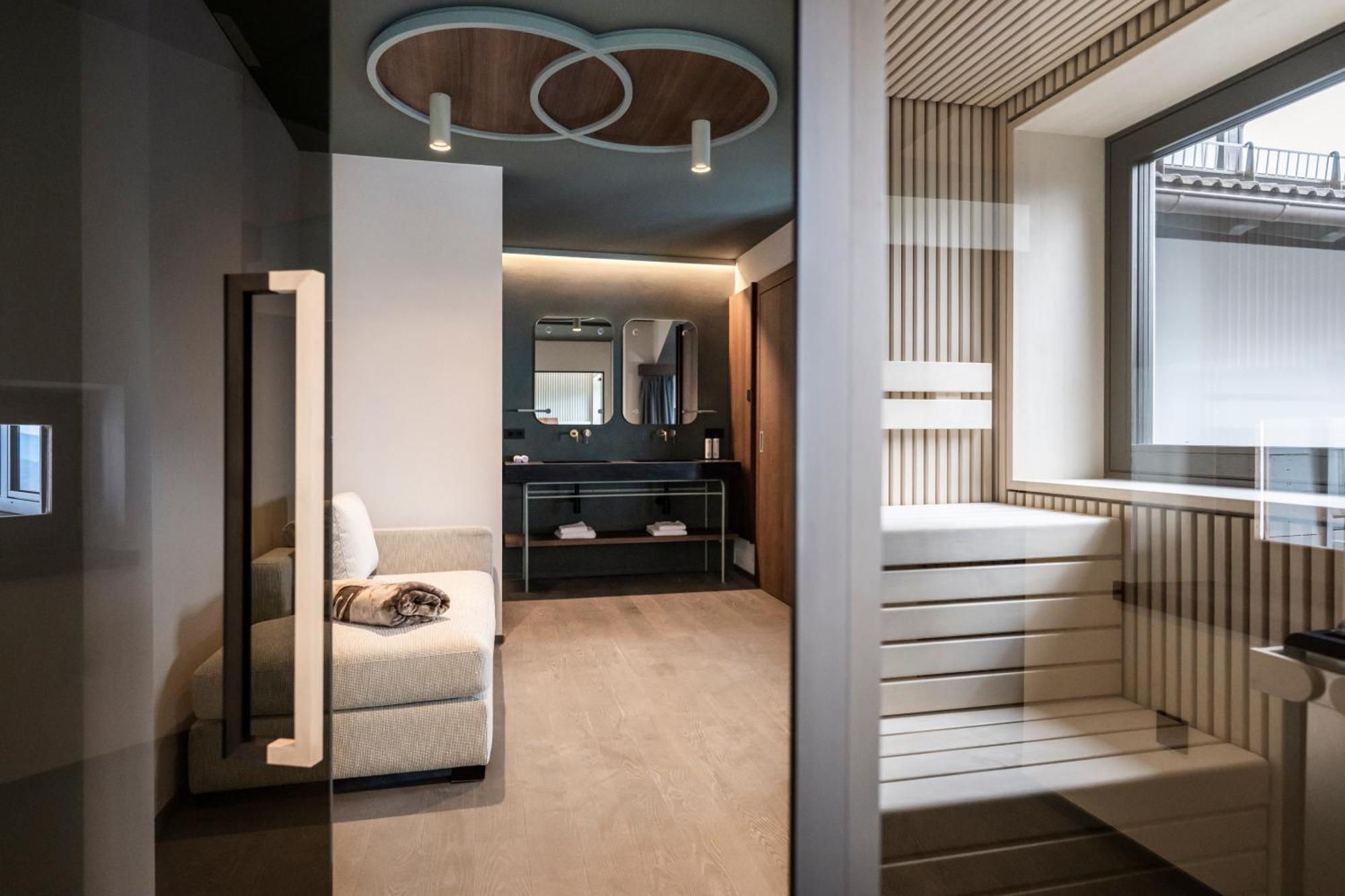 Hotel Belvedere - Fine Dining, Hideaway & Spa San Genesio Atesino Esterno foto