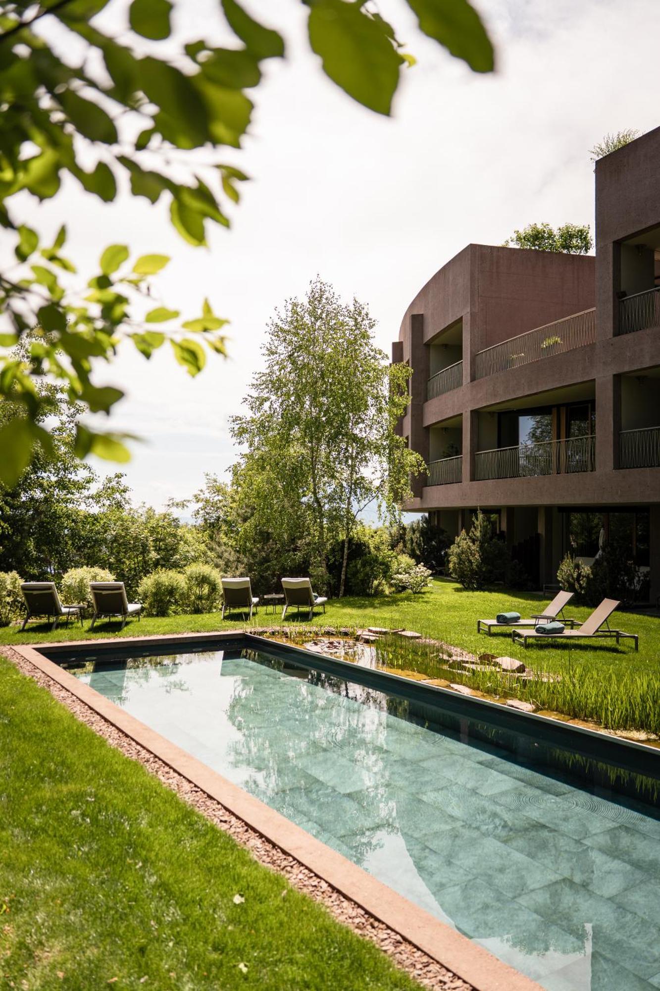 Hotel Belvedere - Fine Dining, Hideaway & Spa San Genesio Atesino Esterno foto