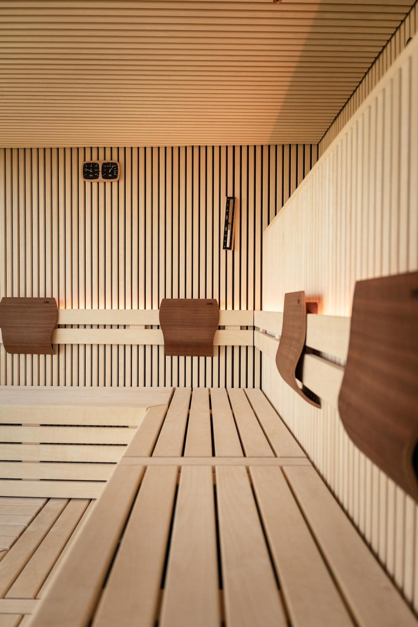 Hotel Belvedere - Fine Dining, Hideaway & Spa San Genesio Atesino Esterno foto