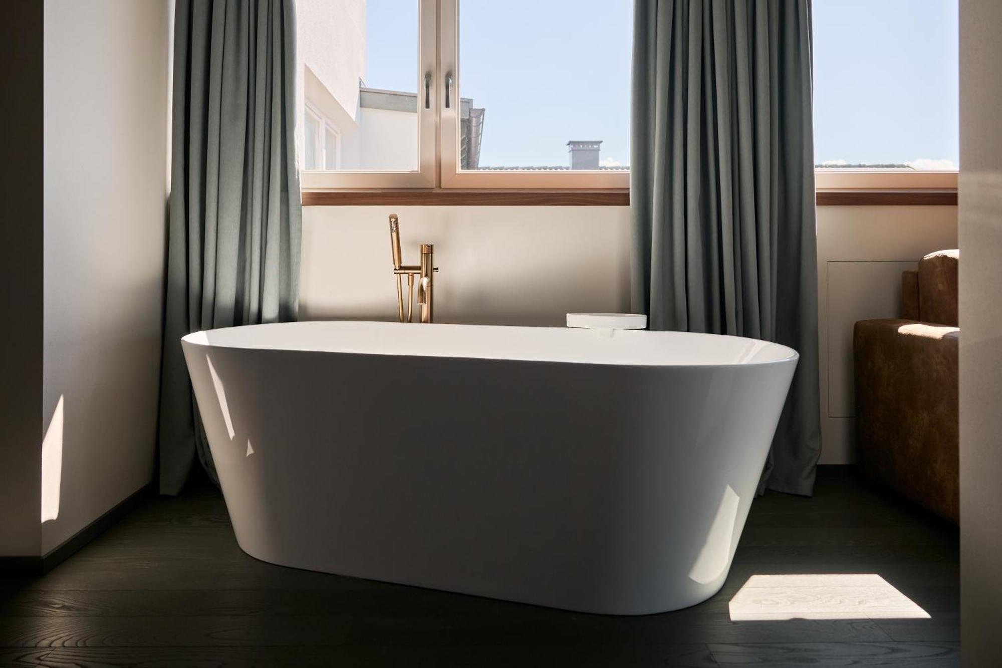 Hotel Belvedere - Fine Dining, Hideaway & Spa San Genesio Atesino Esterno foto
